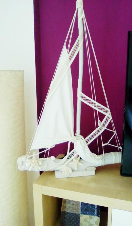 Emerald Apartment With Sea View كريوبيجي المظهر الخارجي الصورة