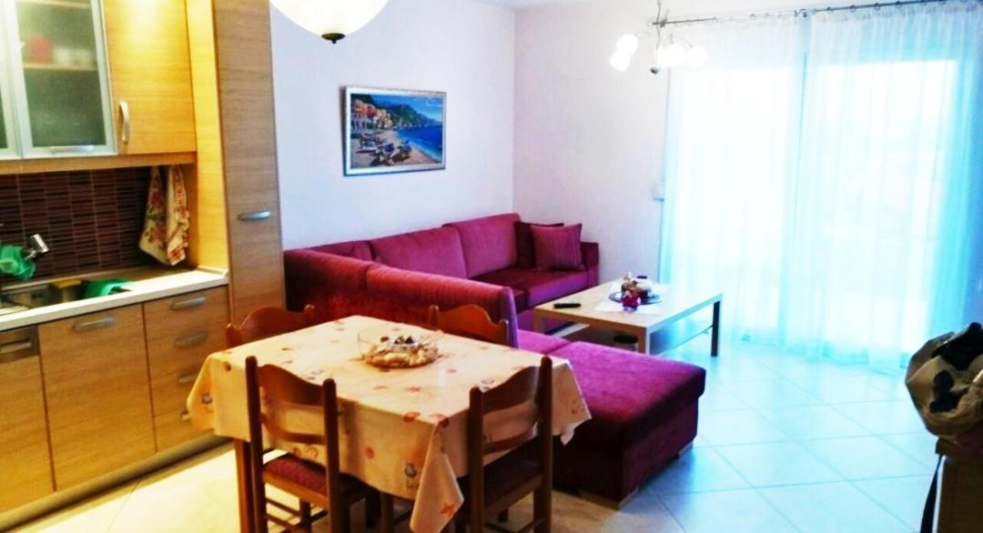 Emerald Apartment With Sea View كريوبيجي المظهر الخارجي الصورة