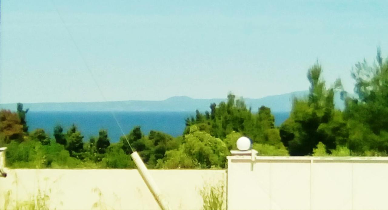 Emerald Apartment With Sea View كريوبيجي المظهر الخارجي الصورة