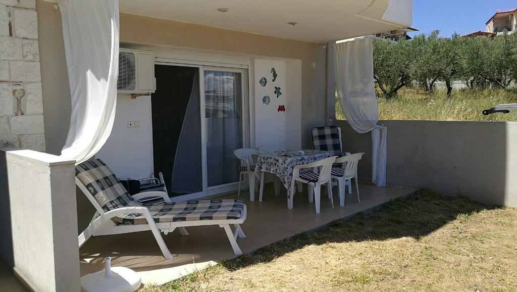 Emerald Apartment With Sea View كريوبيجي المظهر الخارجي الصورة