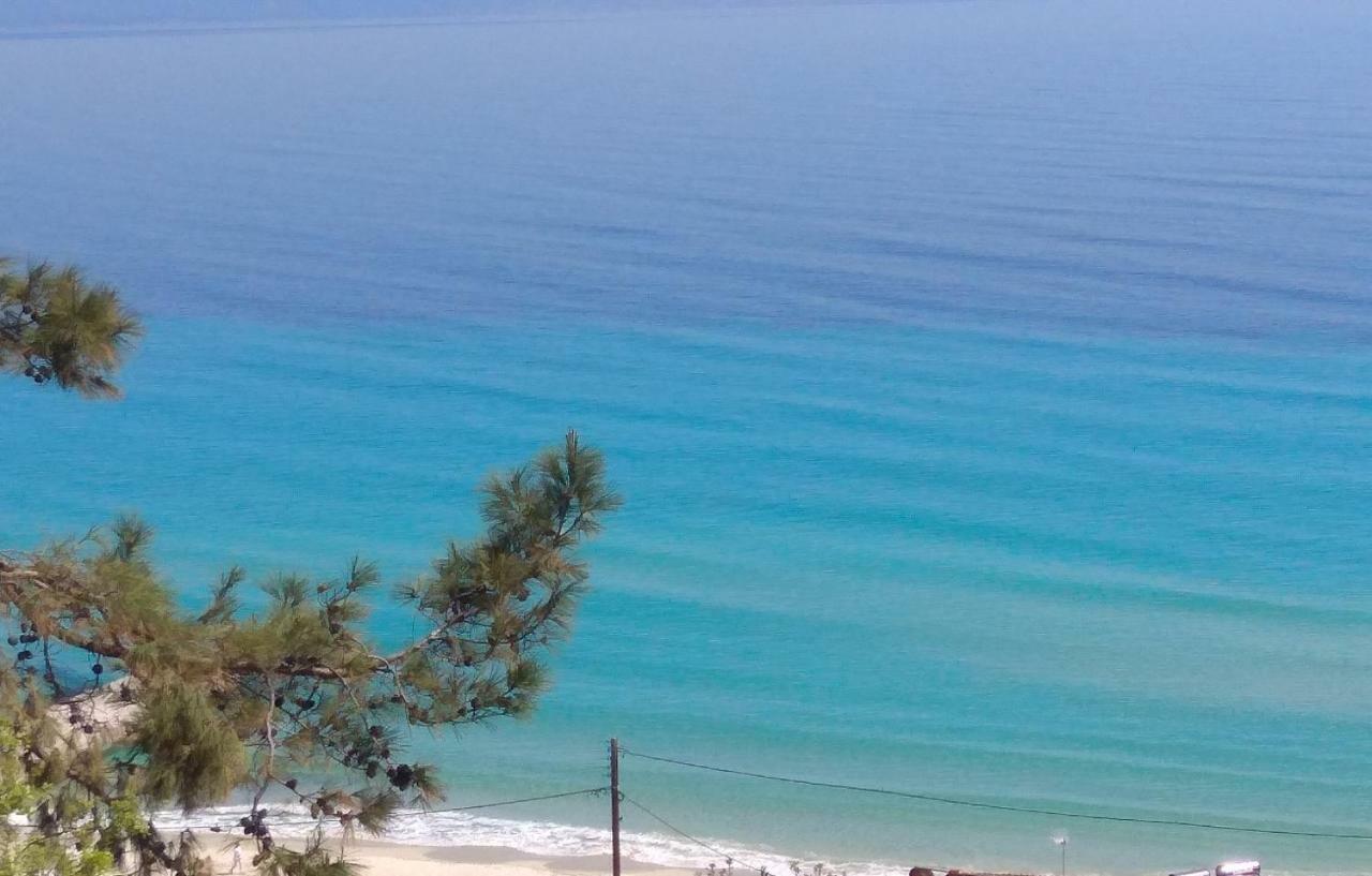 Emerald Apartment With Sea View كريوبيجي المظهر الخارجي الصورة